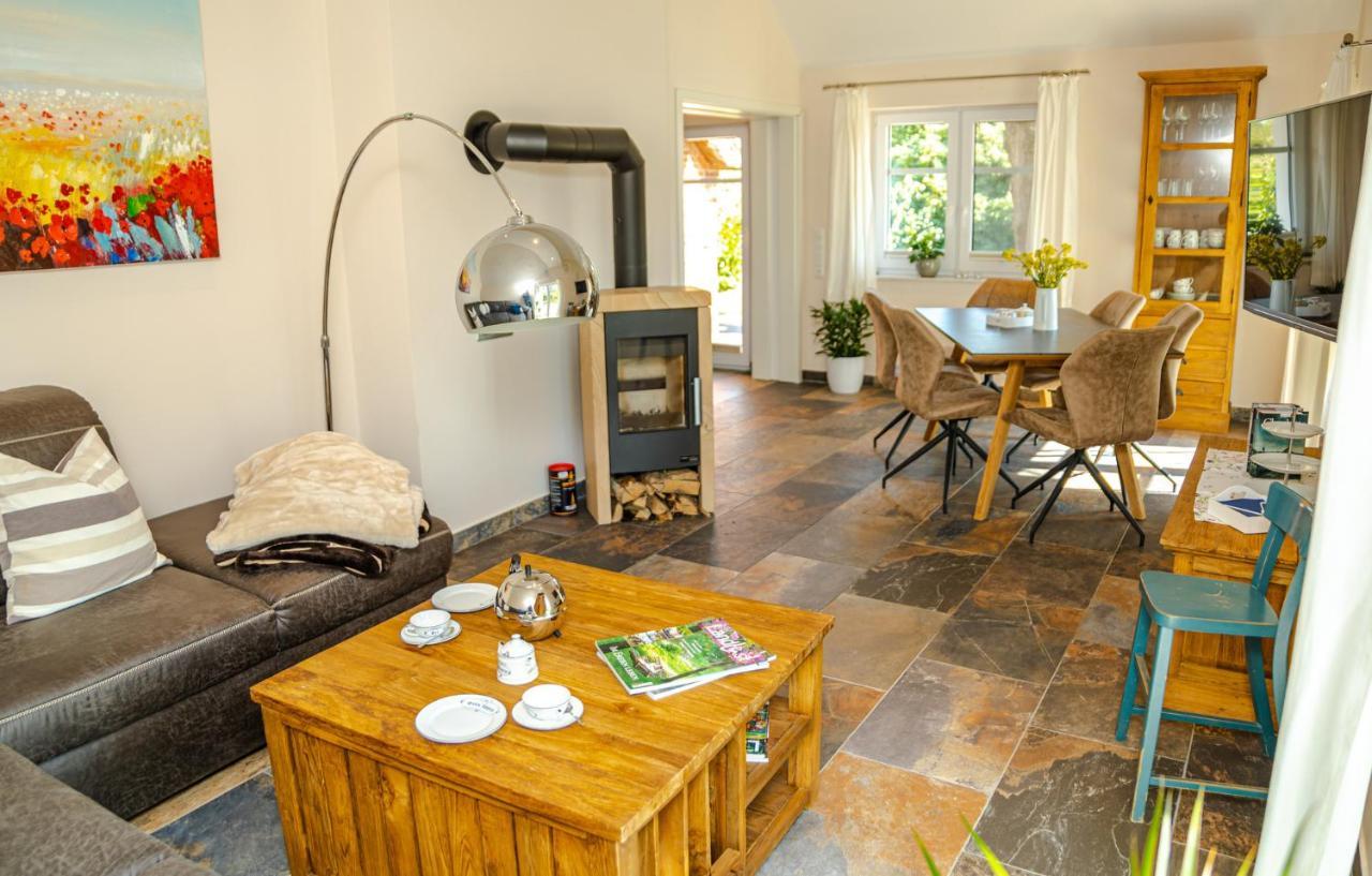 Reetdach Ostfriesenhaus Villa Sudbrookmerland Bagian luar foto
